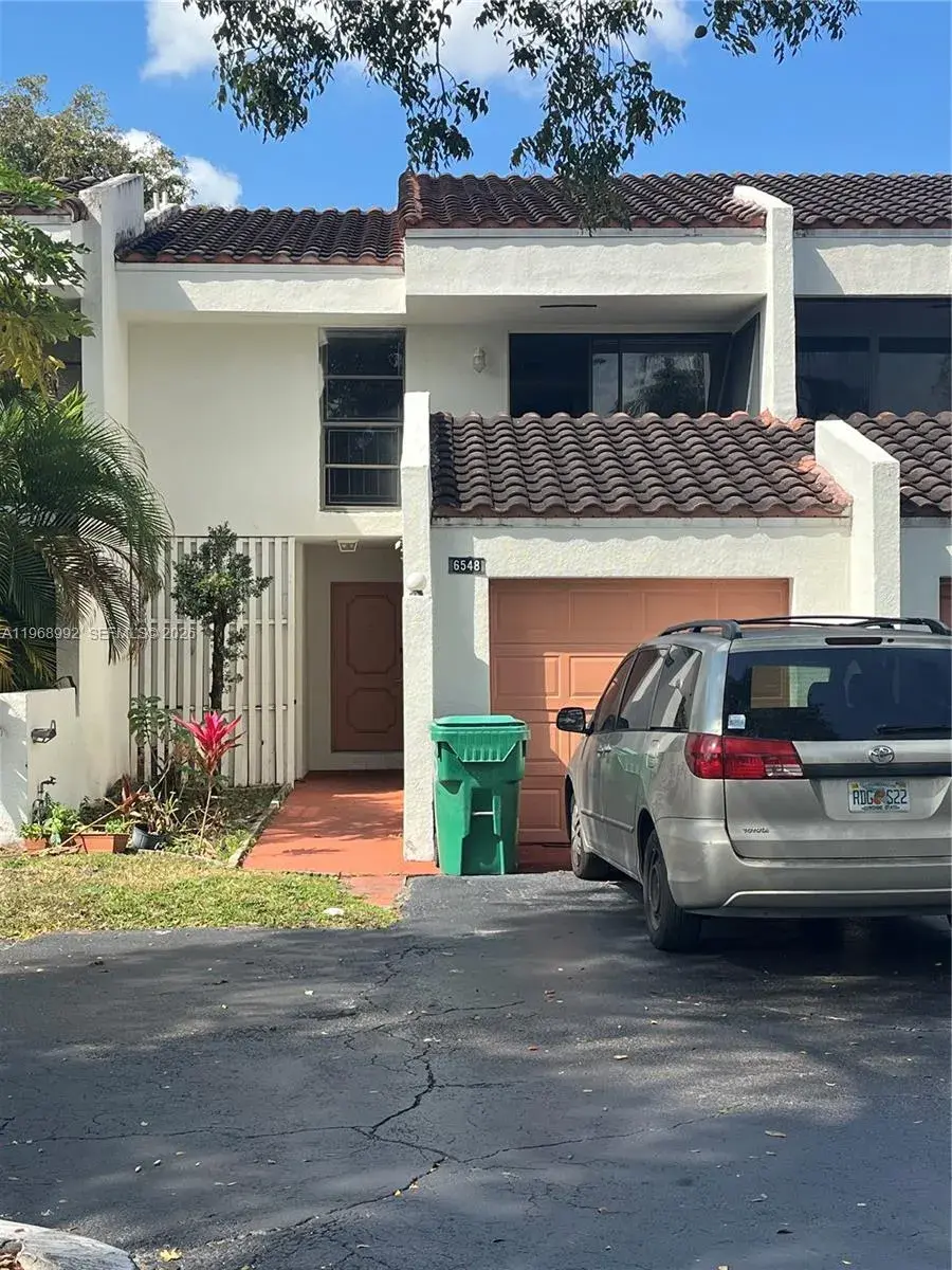 3 bedroom 2 bath Residential for sale at 6548 Racquet Club Dr # 89, Lauderhill FL 33319