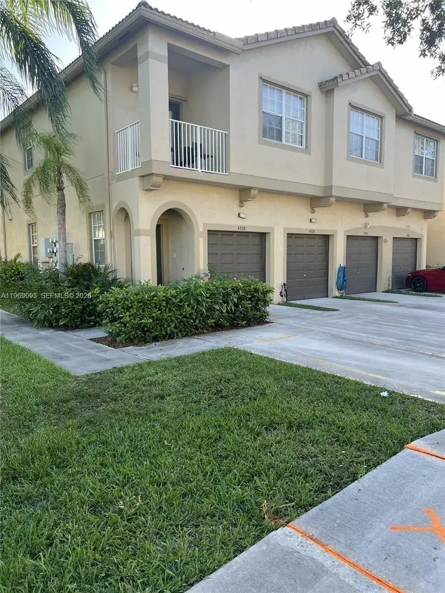 2 bedroom 2 bath Residential for sale at 4328 SW 131st Ln # 13202, Miramar FL 33027