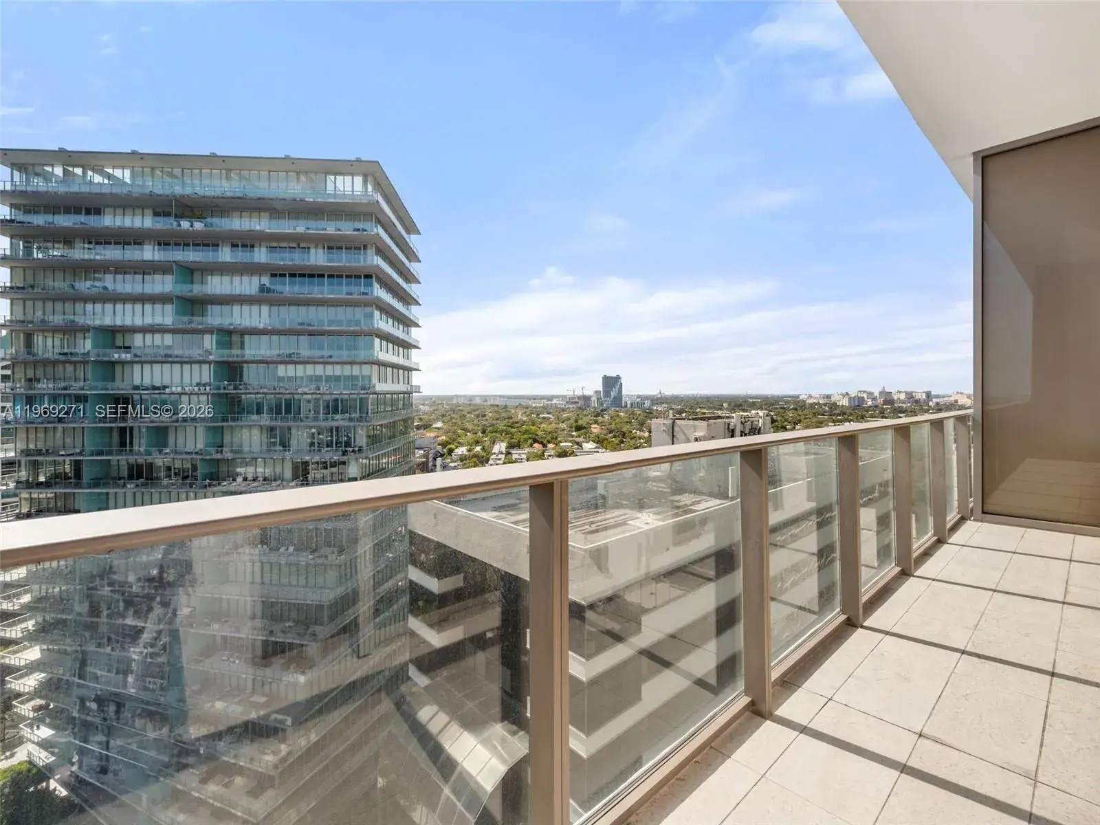1 bedroom 1 bath Residential for sale at 2655 S Bayshore Dr # 1707, Miami FL 33133
