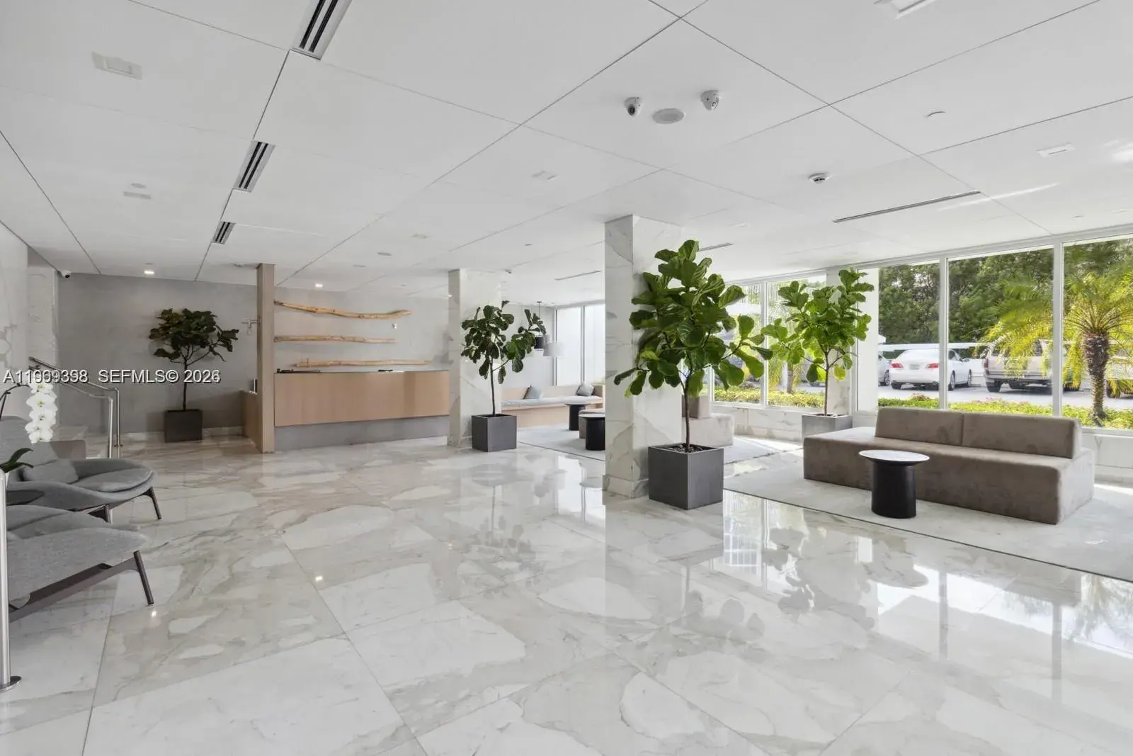 2 bedroom 2 bath for rent at 199 Ocean Lane Dr # 811, Key Biscayne FL 33149
