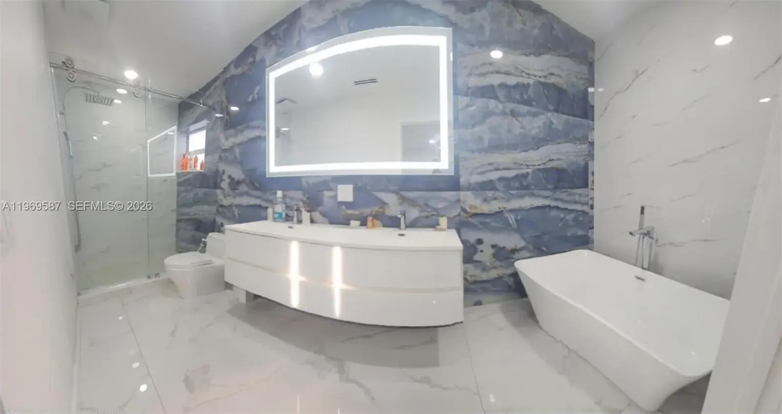 11417 SW 35 ln, Miami FL 33165