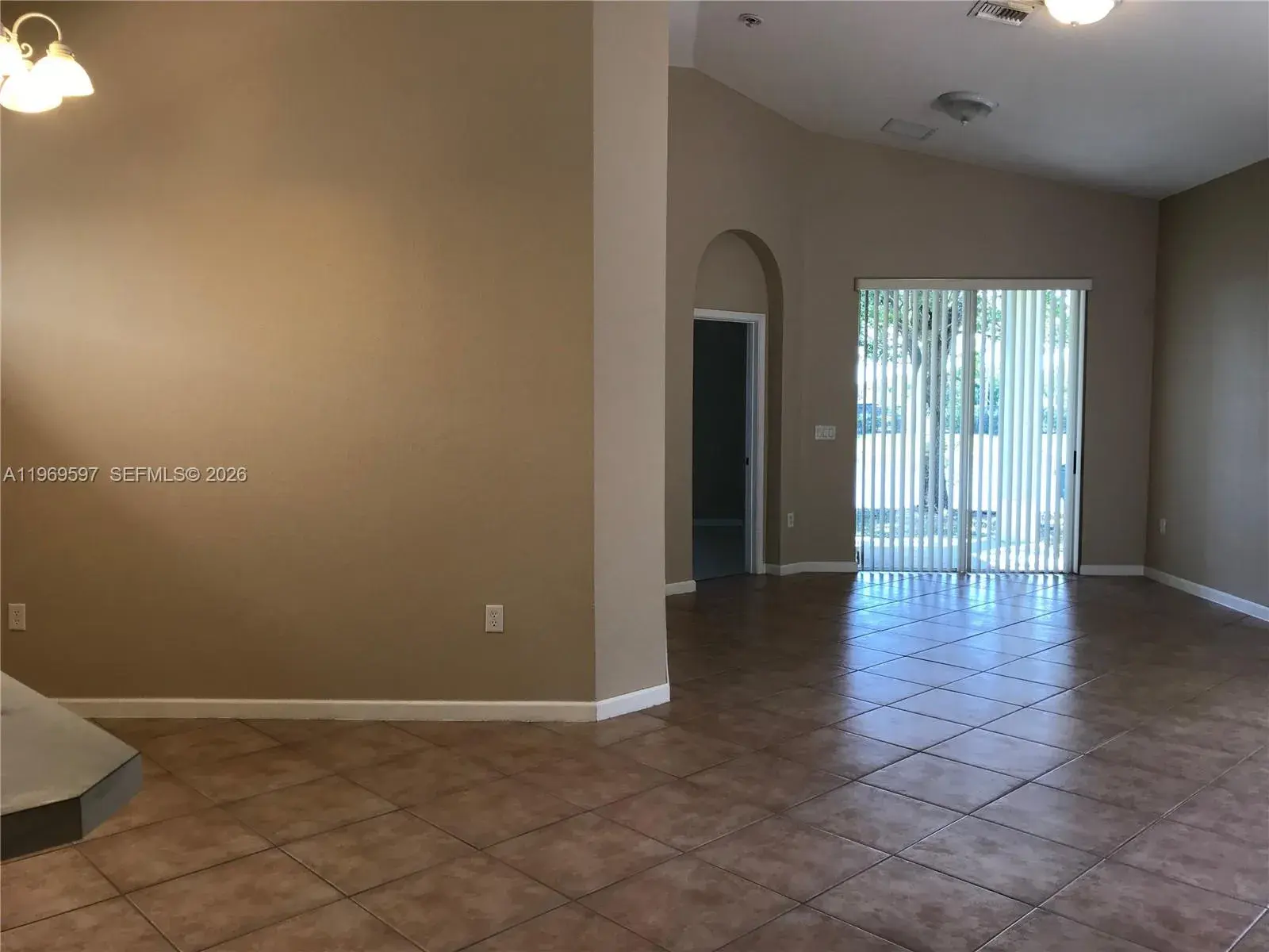 3748 NE 9th Ct, Homestead FL 33033