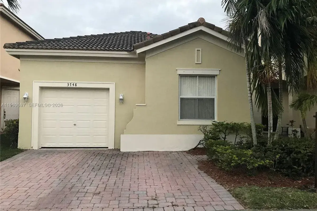 3748 NE 9th Ct, Homestead FL 33033