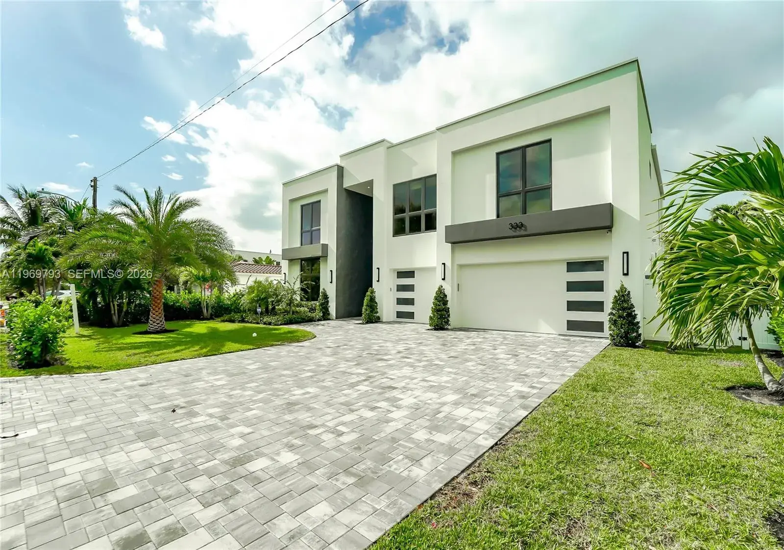 333 NE Spanish Ct, Boca Raton FL 33432