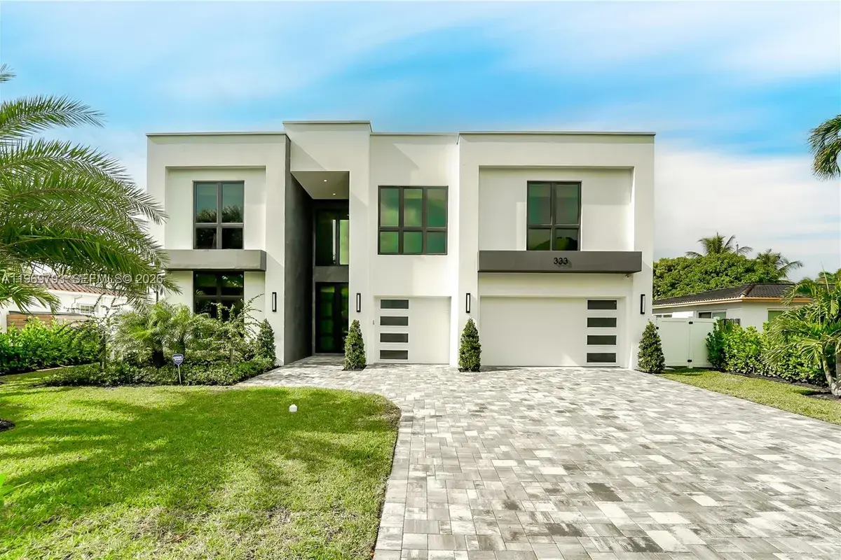 333 NE Spanish Ct, Boca Raton FL 33432