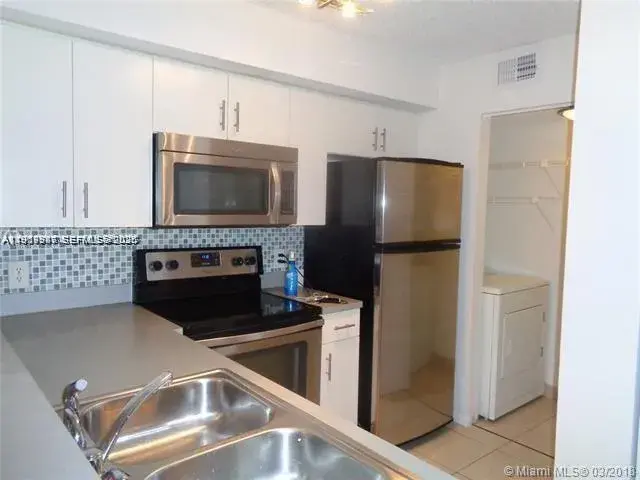 650 S Park Rd # 5, Hollywood FL 33021