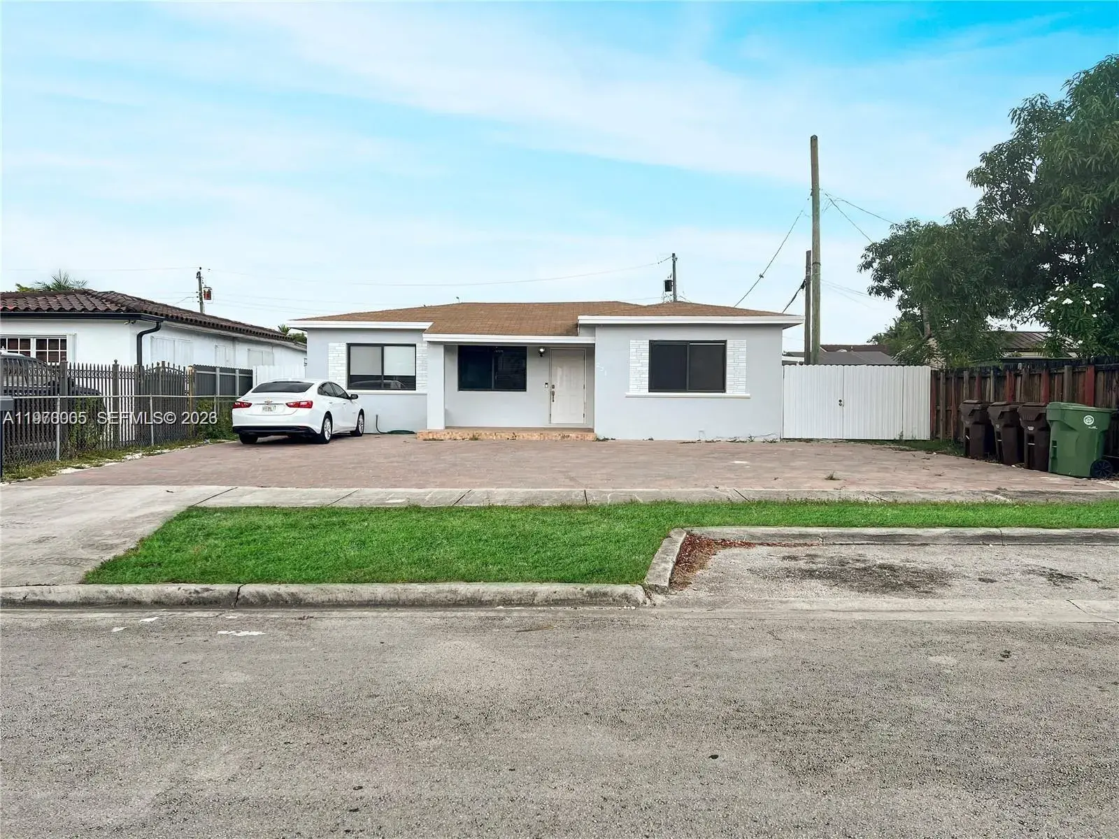 6 bedroom 2 bath Residential for sale at 221 W 31st St, Hialeah FL 33012