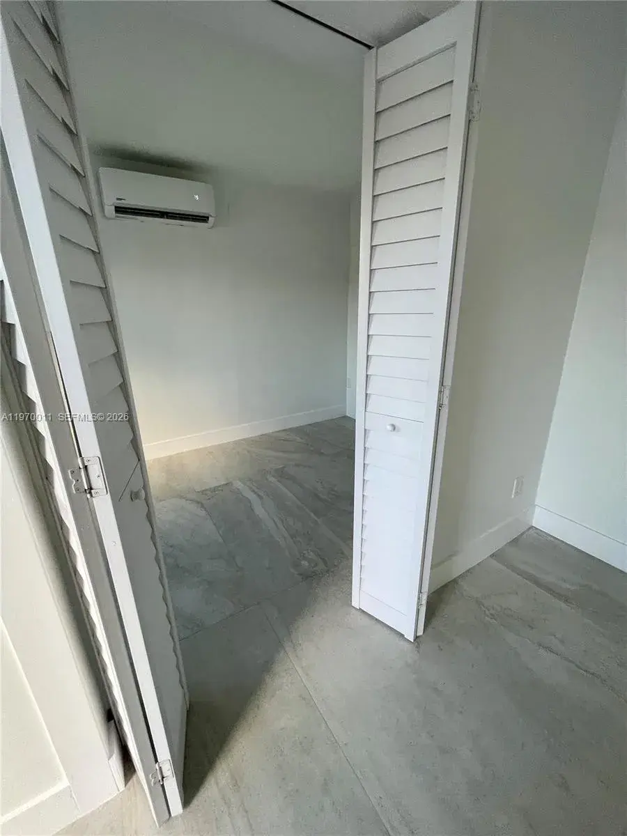 2846 SW 37th Ave # 2846, Miami FL 33133