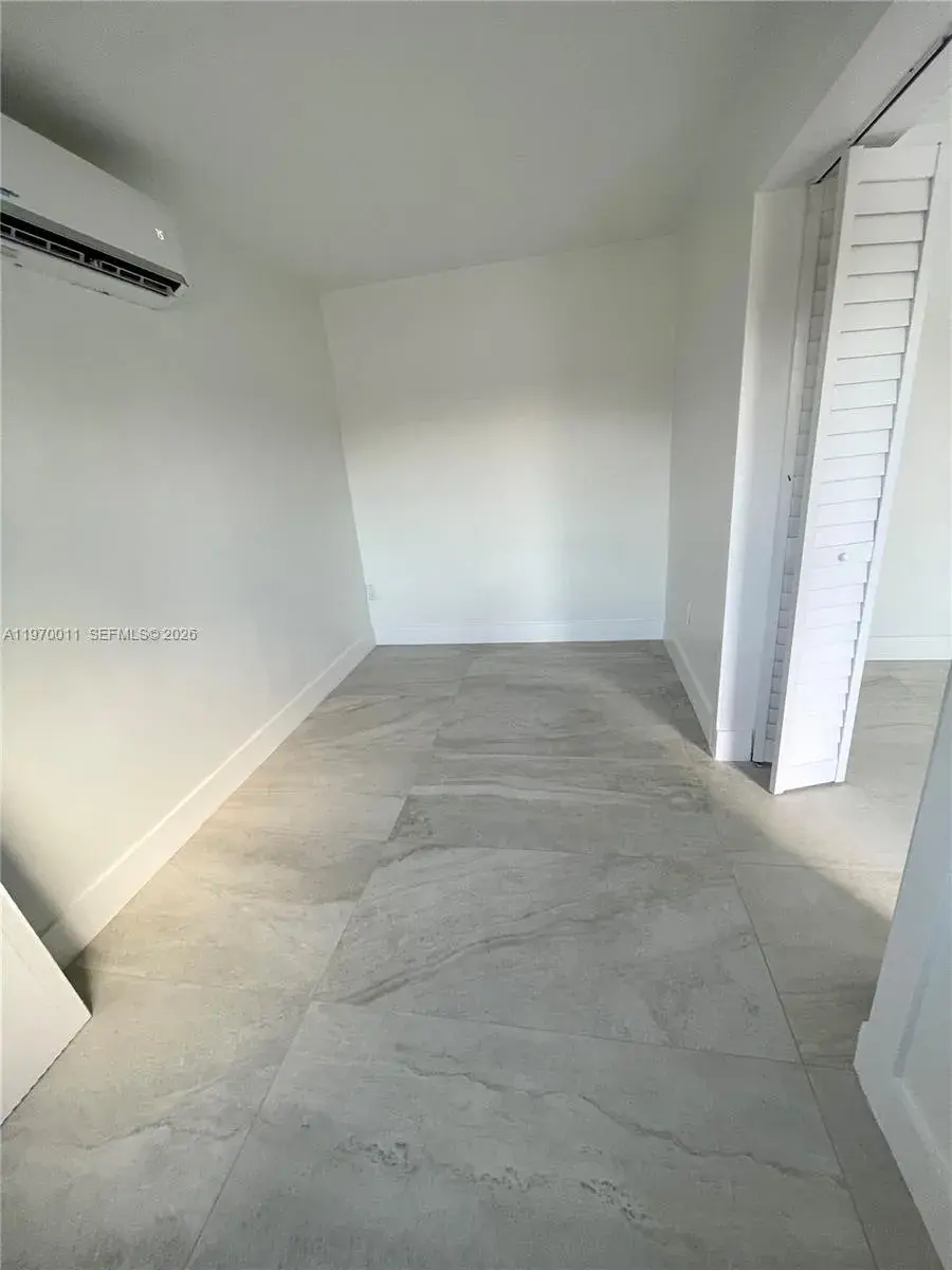 2846 SW 37th Ave # 2846, Miami FL 33133