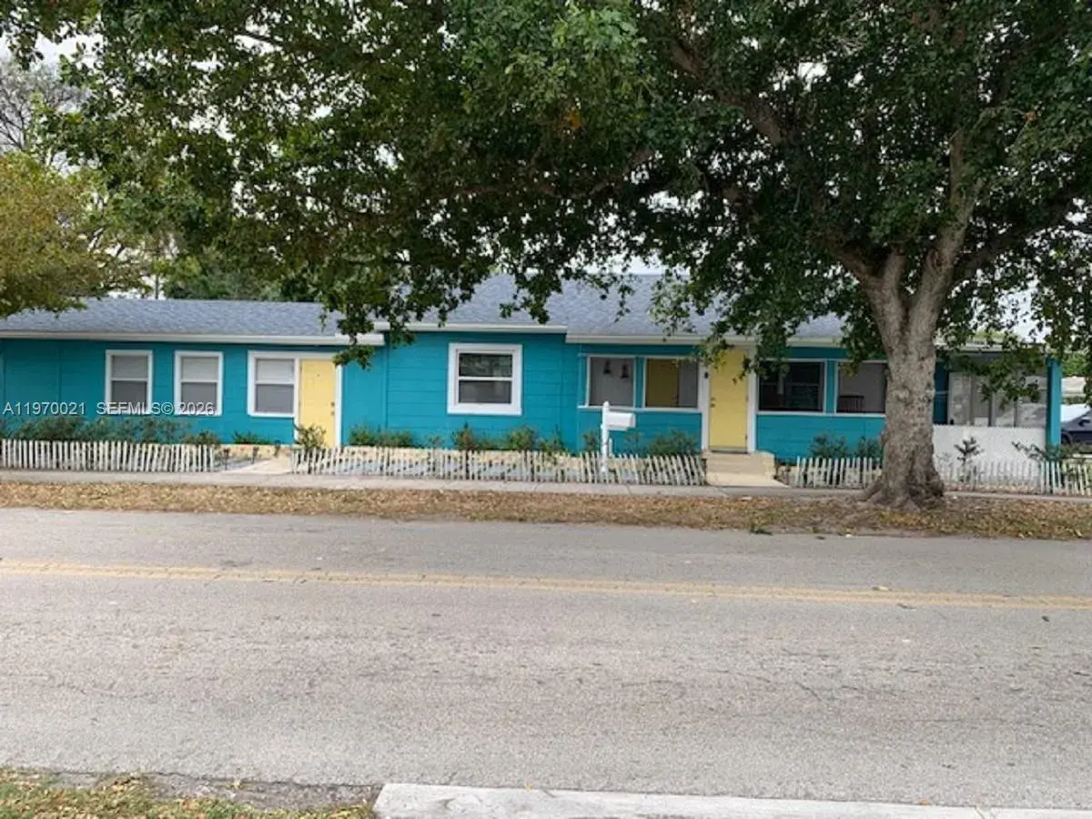 Residential Income for sale at 1218 N 24th Ave, Hollywood FL 33020
