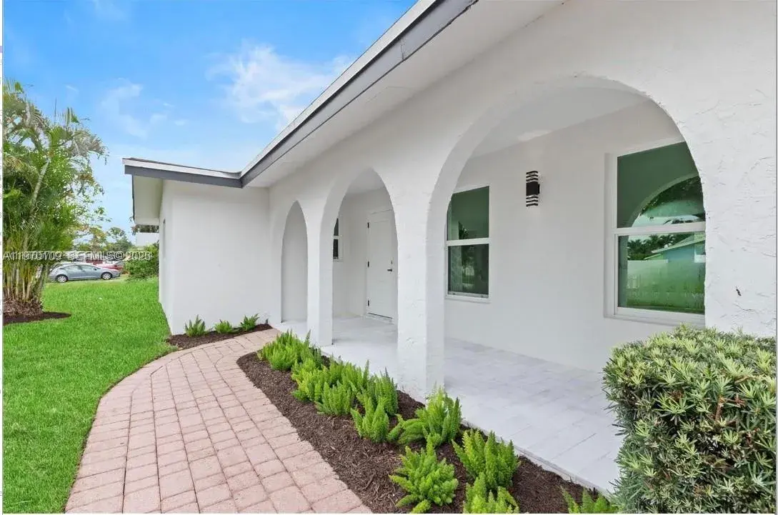 1780 SW 12th St, Boca Raton FL 33486