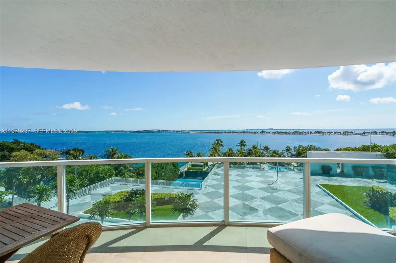 2 bedroom 2 bath Residential for sale at 2101 Brickell Ave # 306, Miami FL 33129