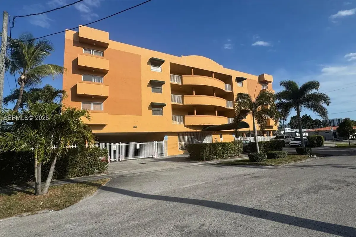 2441 SW 31st Ave # 303, Miami FL 33145