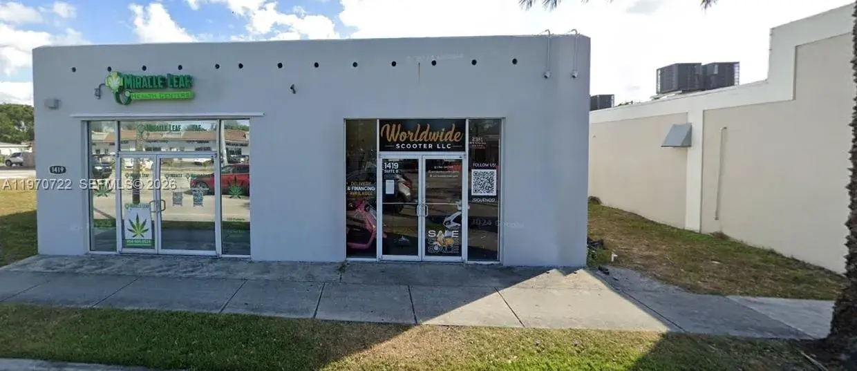Commercial Sale for sale at 1419 S Federal Hwy, Dania Beach FL 33004