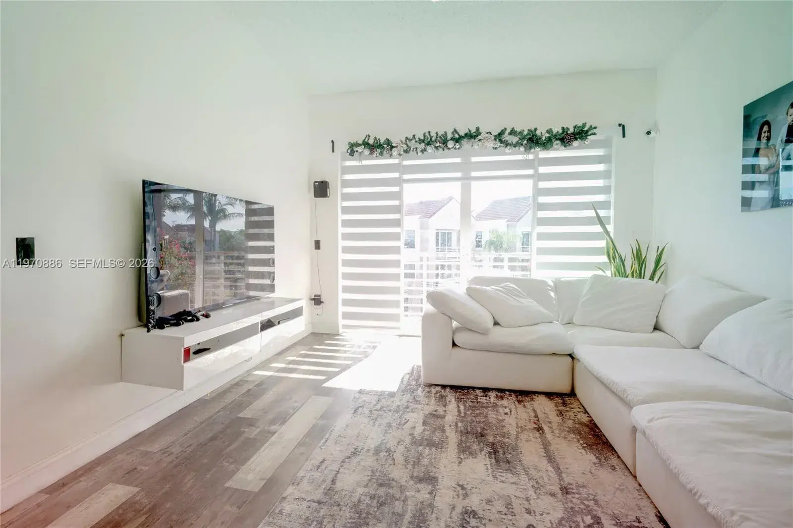 2 bedroom 2 bath Residential for sale at 2721 OCEAN CLUB BLVD #303, Hollywood FL 33019