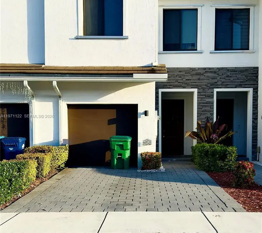 10945 SW 235th Ln, Homestead FL 33032