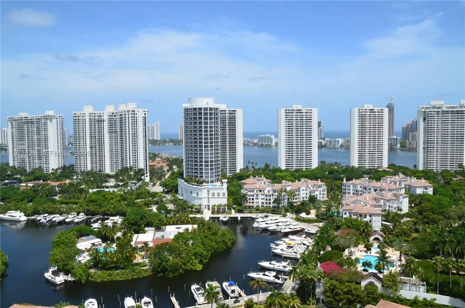 3 bedroom 2 bath Residential Lease for rent at 1000 W Island Blvd # 2909, Aventura FL 33160