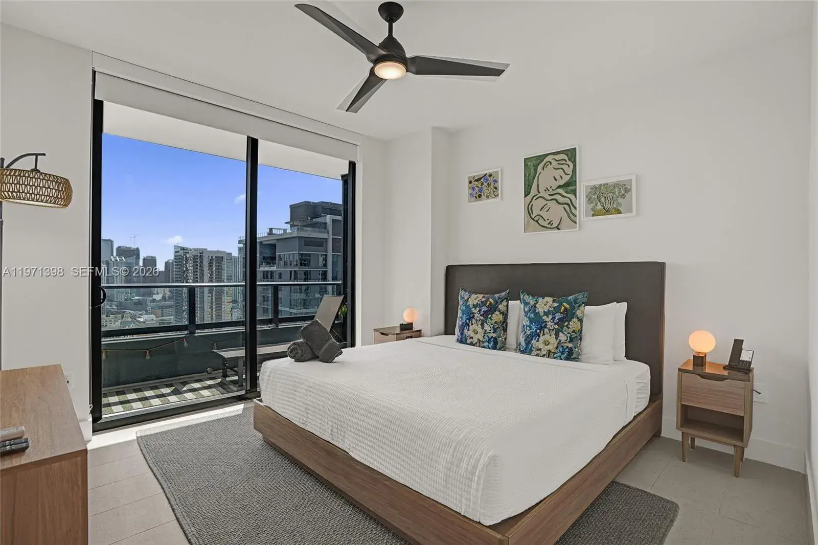 159 NE 6th St # 3214, Miami FL 33132