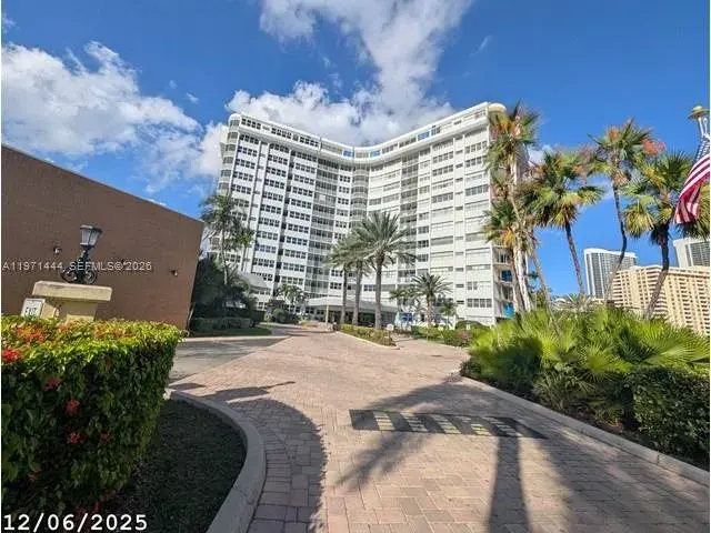 1 bedroom 1 bath Residential for sale at 100 Golden Isles Dr, Hallandale Beach FL 33009