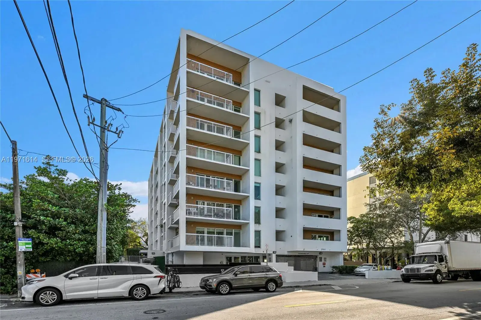 1 bedroom 1 bath Residential for sale at 2740 SW 28th Ter # 202, Miami FL 33133