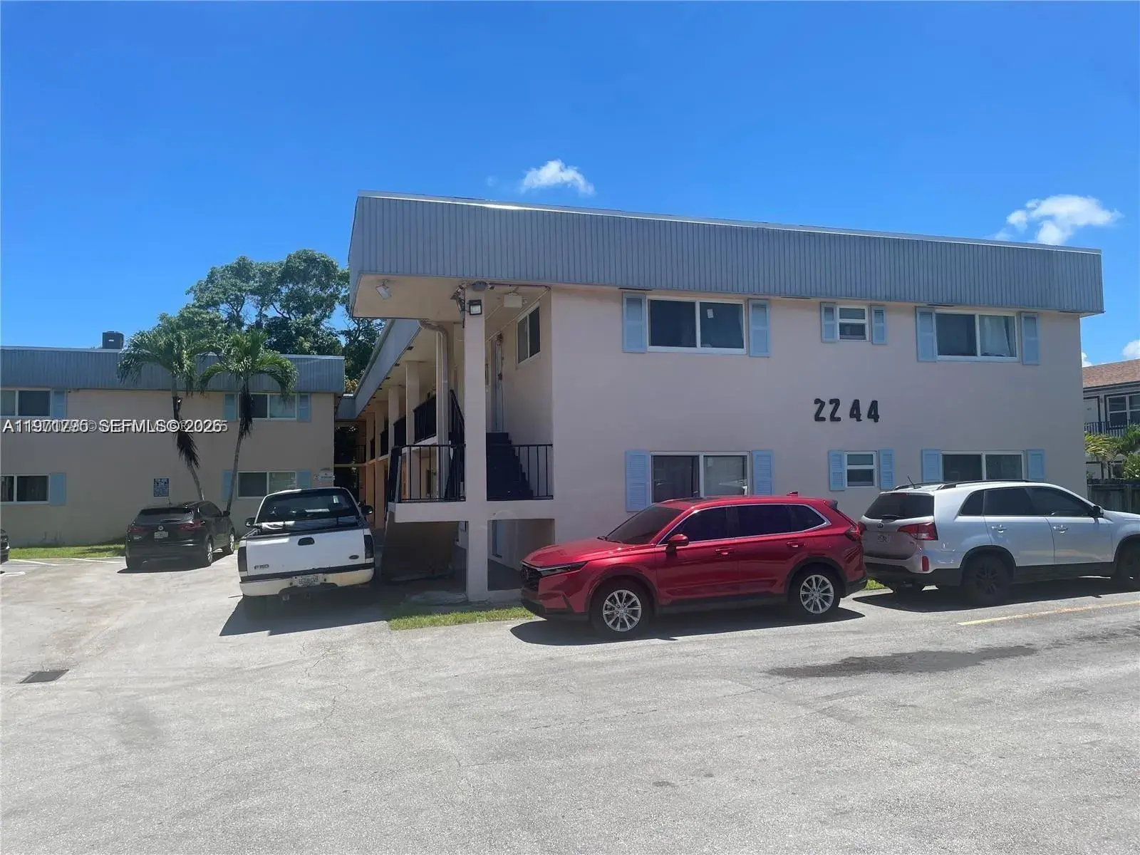 2 bedroom 2 bath Residential Lease for rent at 2244 Madison St # 3, Hollywood FL 33020