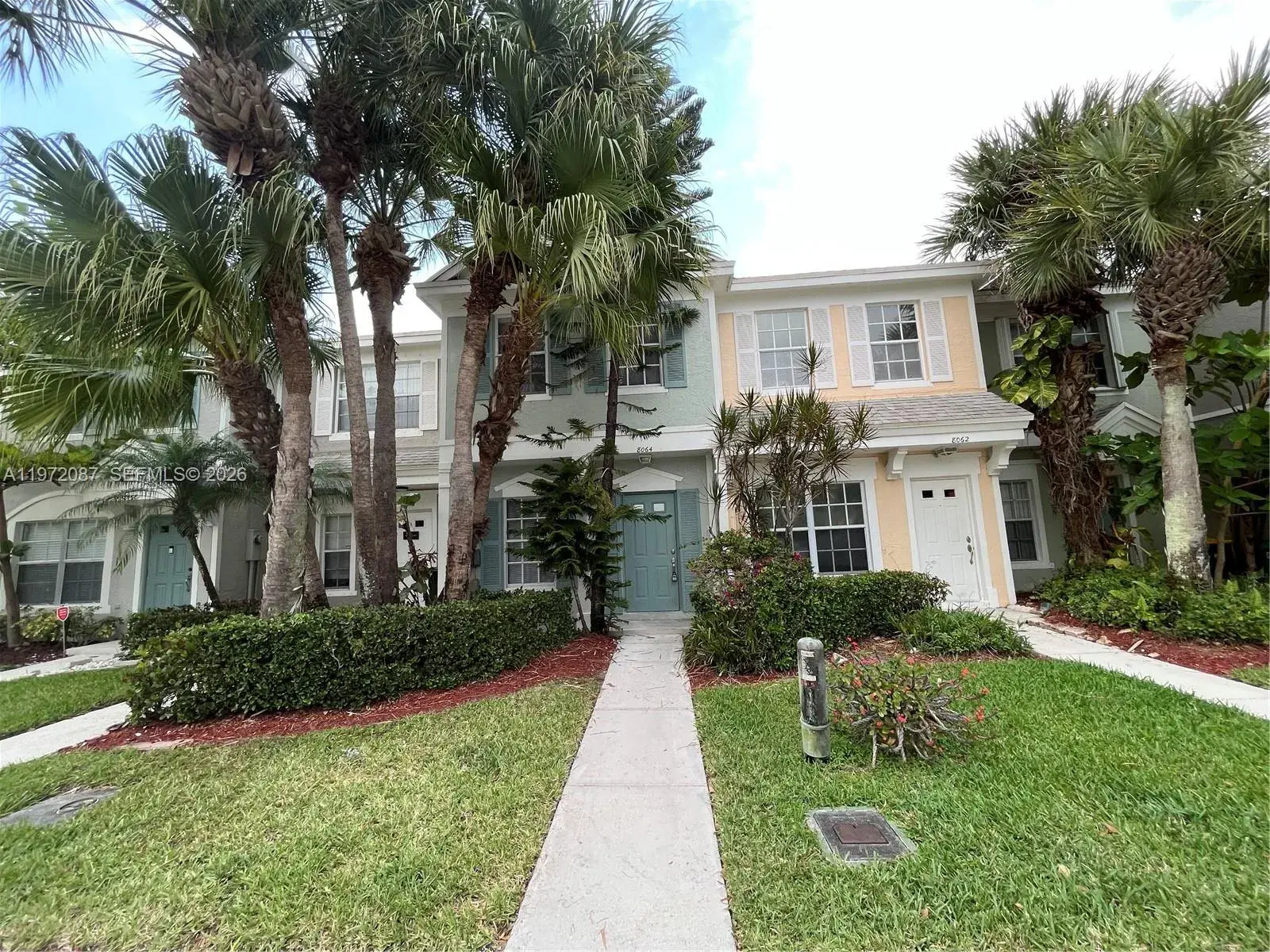2 bedroom 1 bath Residential for sale at 8064 Sanibel Dr, Tamarac FL 33321