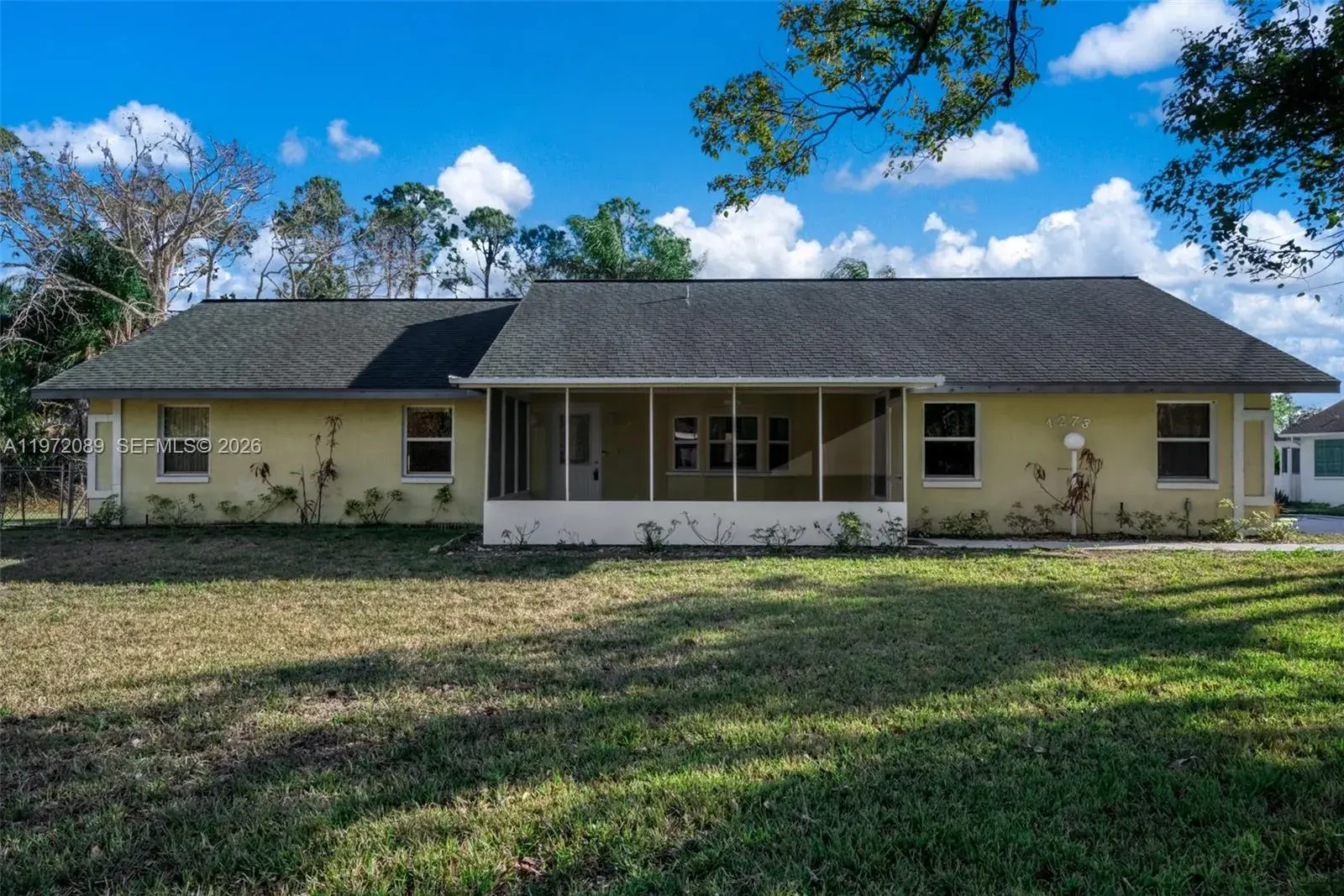 3 bedroom 2 bath Residential for sale at 1273 Woodbury Avenue, Sebring FL 33875