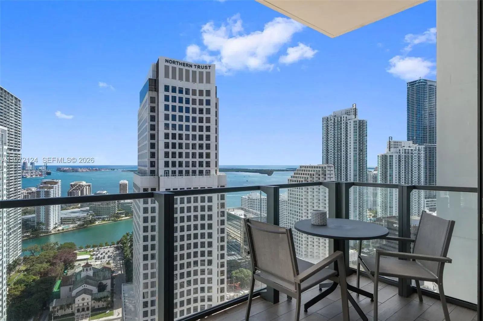 2 bedroom 2 bath Residential for sale at 68 SE 6th St # 3209, Miami FL 33131
