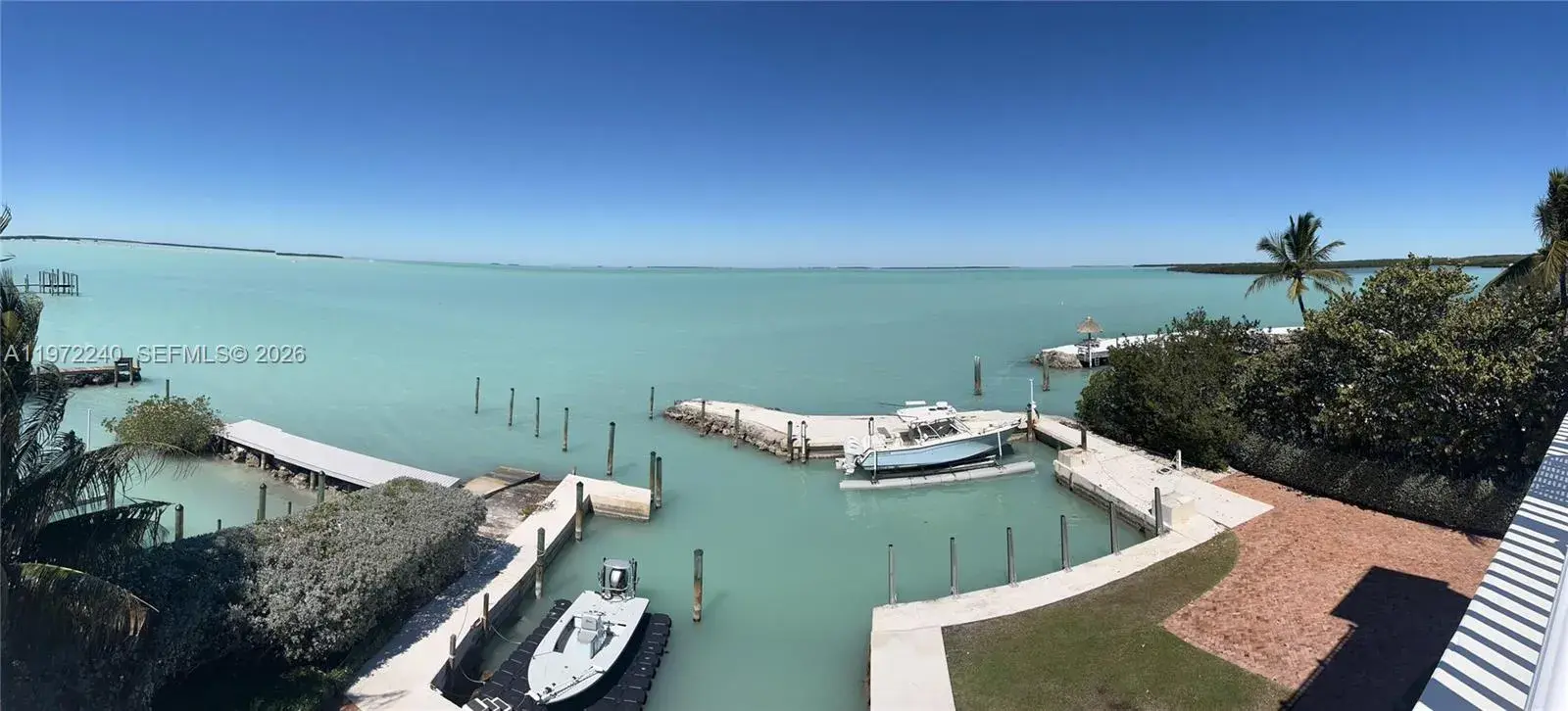 6 bedroom 7 bath Residential for sale at 20 Avacado St, Islamorada FL 33036