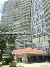 1 bedroom 1 bath Residential for sale at 2451 Brickell Ave # 4P, Miami FL 33129