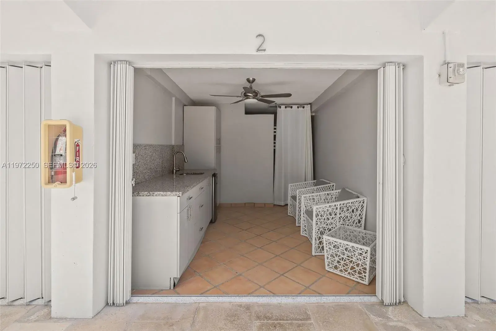 4925 Collins Ave, Miami Beach FL 33140