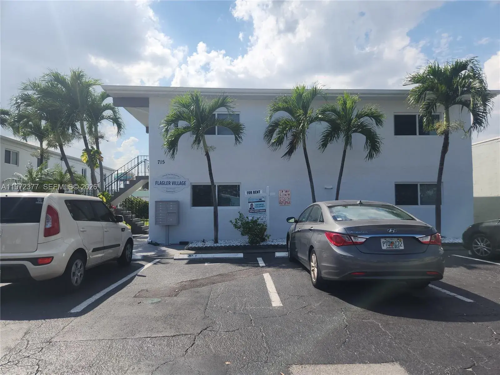 1 bedroom 1 bath Residential Lease for rent at 715 NE 2nd Ave # 202, Fort Lauderdale FL 33304