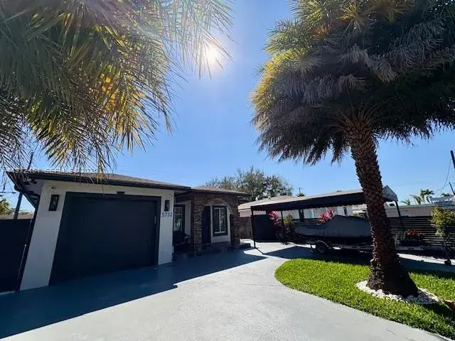 3 bedroom 2 bath Residential Lease for rent at 5732 Fletcher St # 5732, Hollywood FL 33023