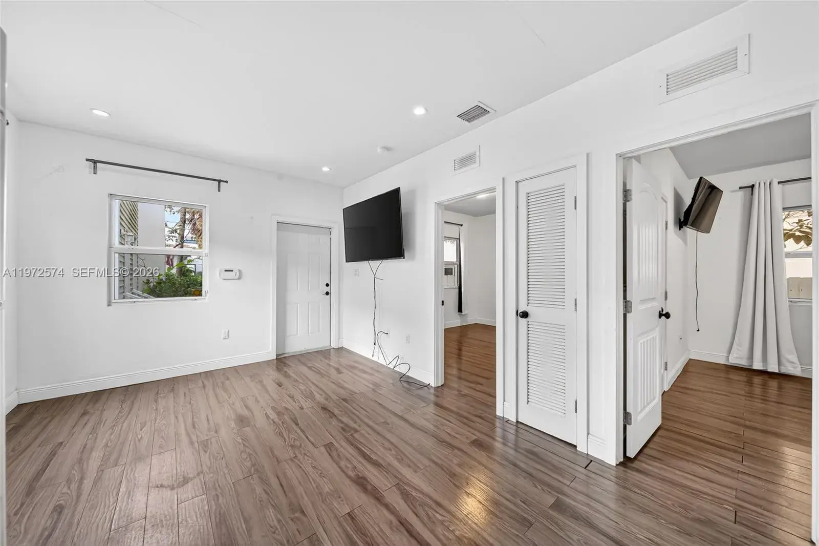 1460 NW 2nd St # 1458, Miami FL 33125
