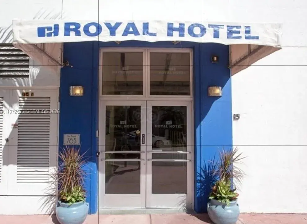 1 bedroom 1 bath Residential for sale at 763 Pennsylvania Ave # 131, Miami Beach FL 33139