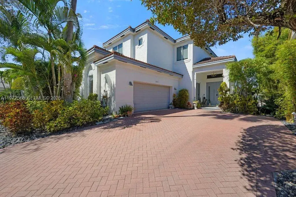 5 bedroom 4 bath Residential for sale at 1615 NE 196th St, Miami FL 33179