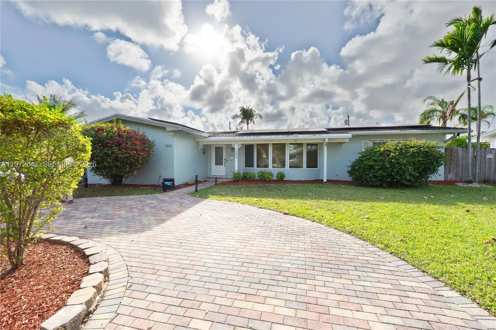 4 bedroom 3 bath Residential for sale at 1304 N 40th Ave, Hollywood FL 33021