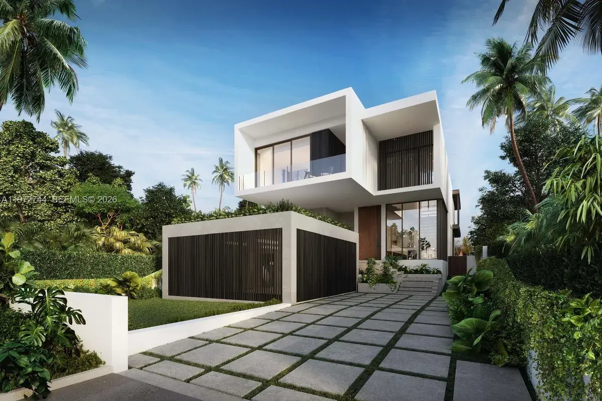253 N Coconut Ln, Miami Beach FL 33139