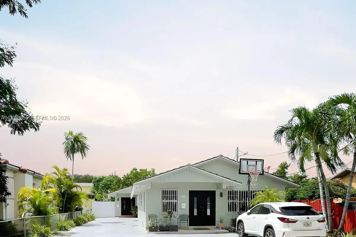 2954 SW 25th Ter, Miami FL 33133