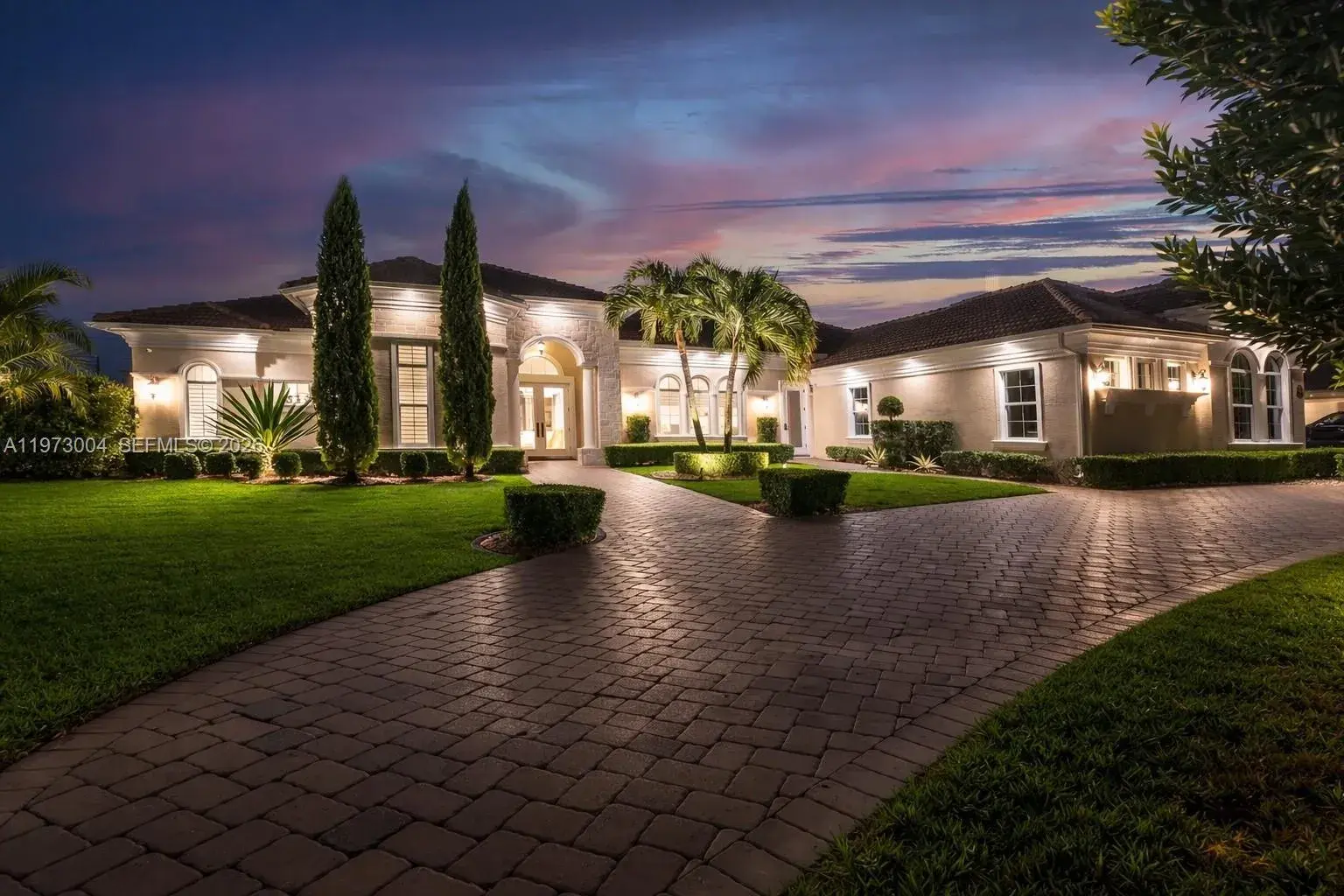 4 bedroom 4 bath Residential for sale at 4950 E Sterling Ranch Cir, Davie FL 33314