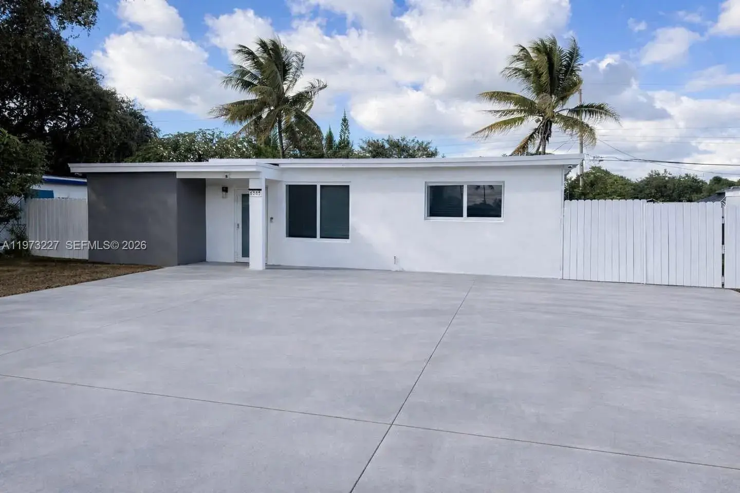 2 bedroom 2 bath Residential Lease for rent at 6305 Hayes St, Hollywood FL 33024