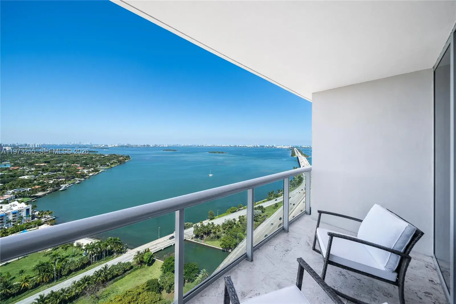 1 bedroom 1 bath Residential for sale at 601 NE 36th st # 2908, Miami FL 33137