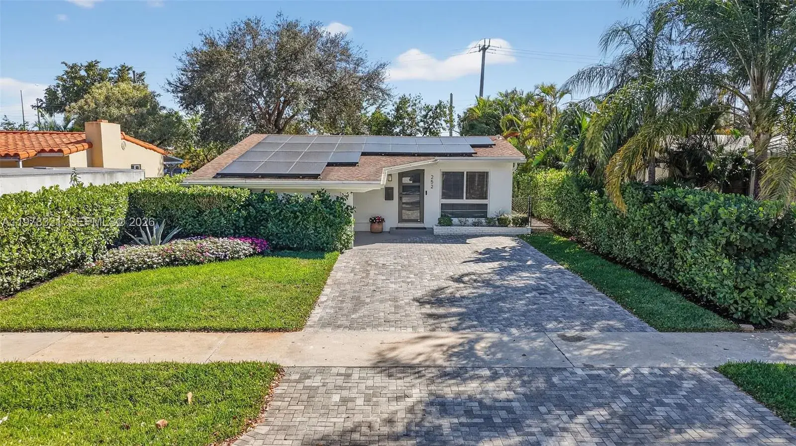 2 bedroom 2 bath Residential Lease for rent at 252 SW 23rd St, Fort Lauderdale FL 33315