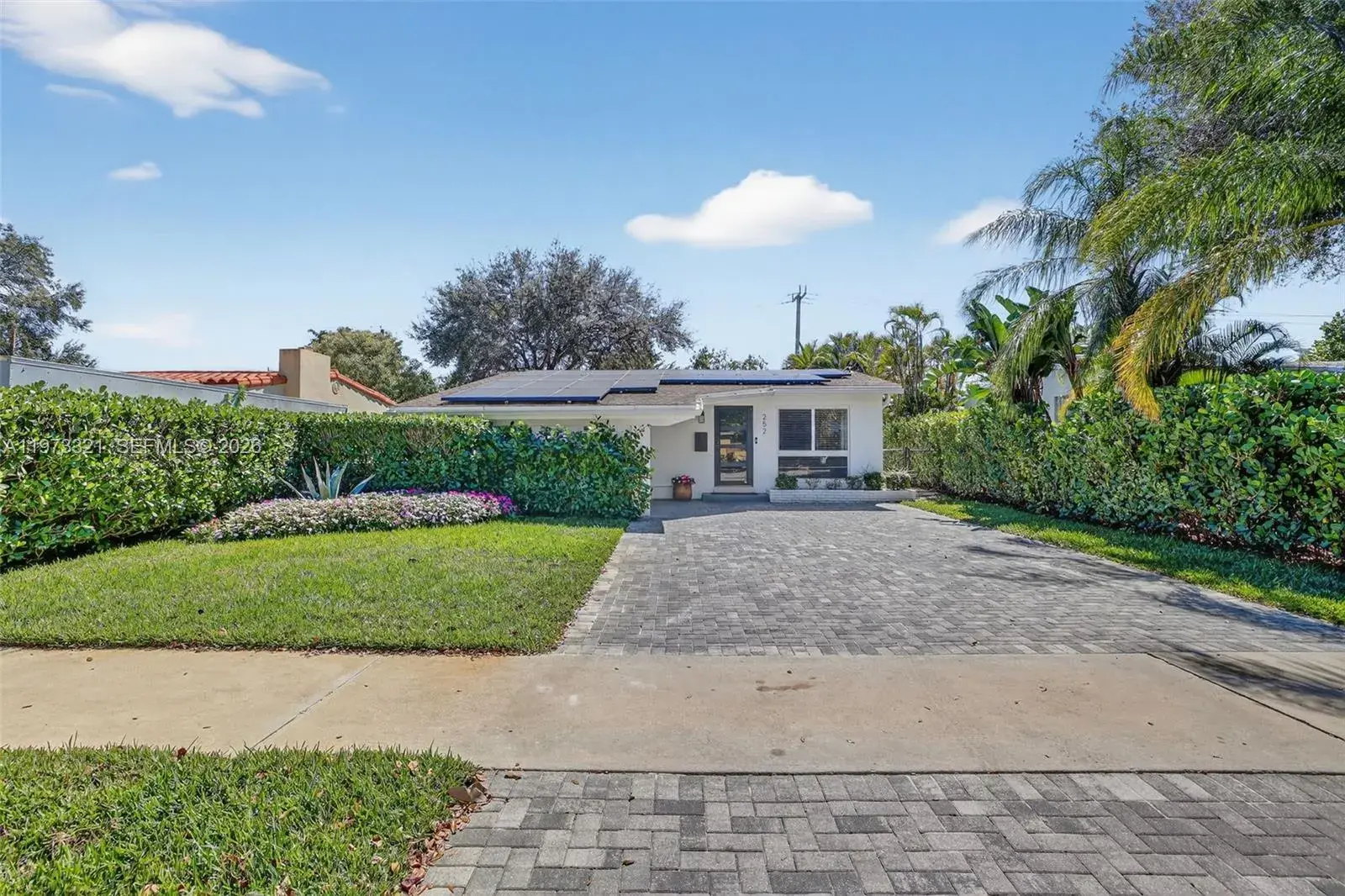 252 SW 23rd St, Fort Lauderdale FL 33315