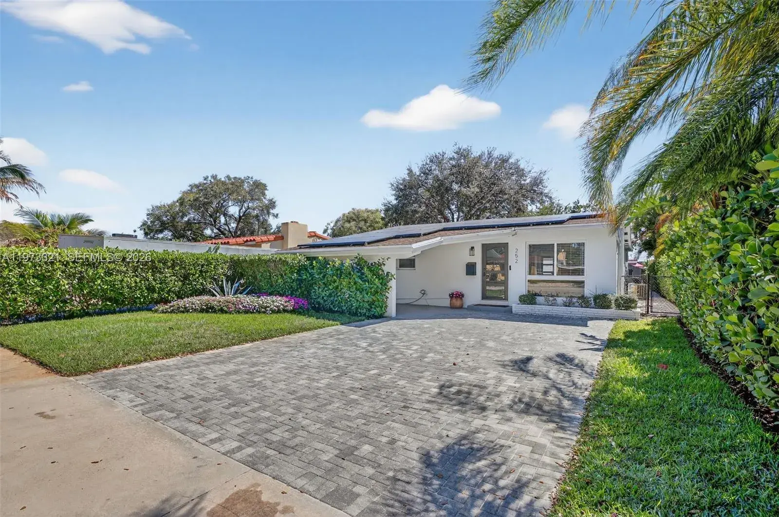 252 SW 23rd St, Fort Lauderdale FL 33315