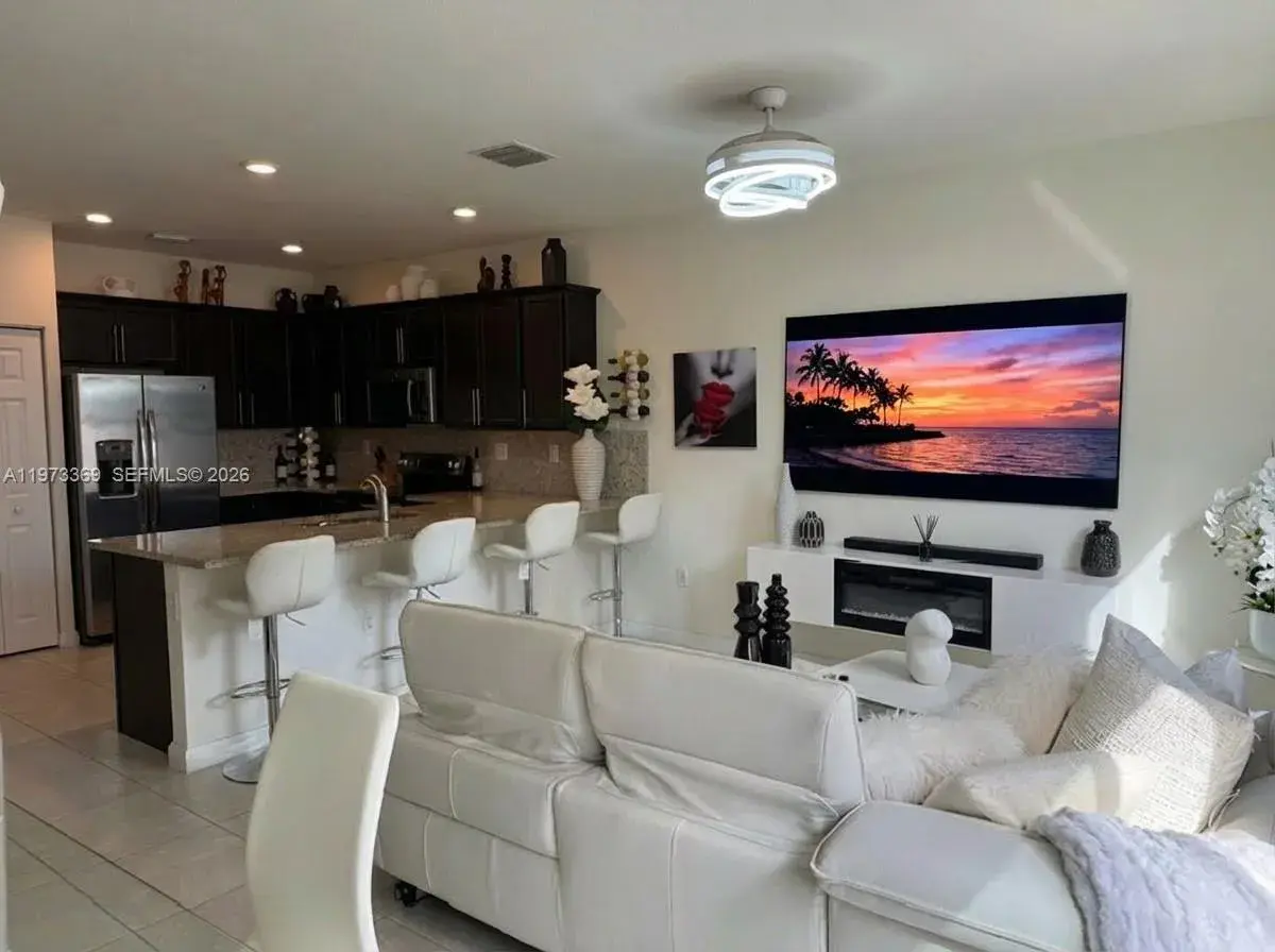 3400 W 92nd Pl, Hialeah FL 33018
