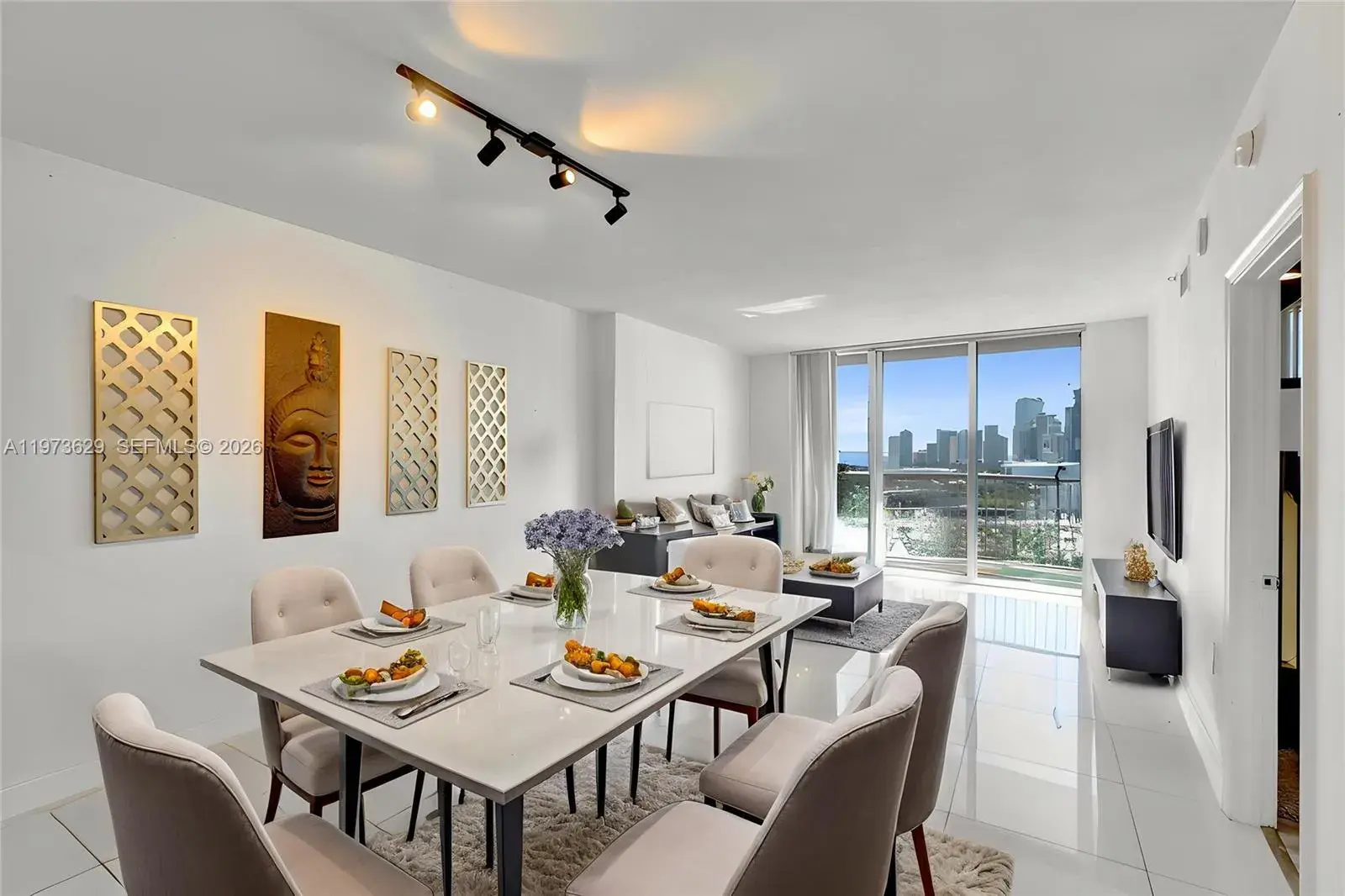 1 bedroom 1 bath Residential Lease for rent at 1750 N Bayshore Dr # 2510, Miami FL 33132