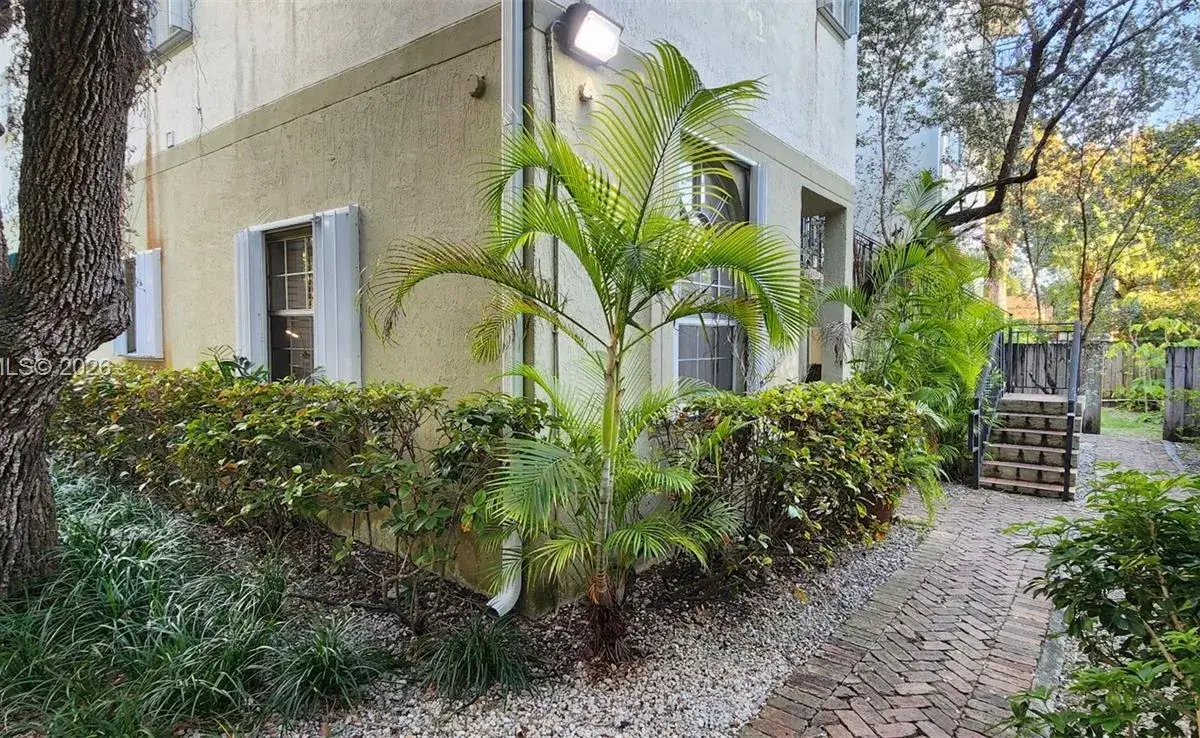 2850 Coconut Ave # 7, Miami FL 33133
