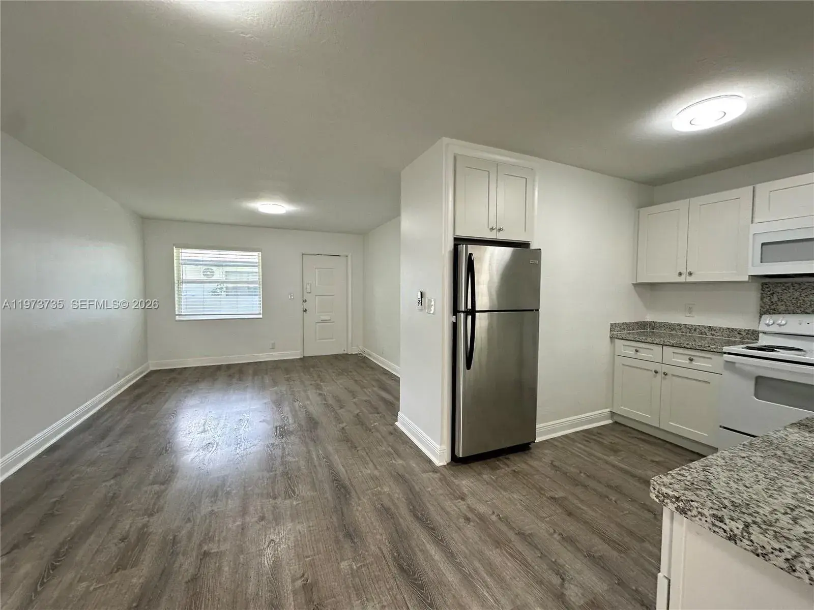1 bedroom 1 bath Residential Lease for rent at 2221 Monroe St # 10, Hollywood FL 33020