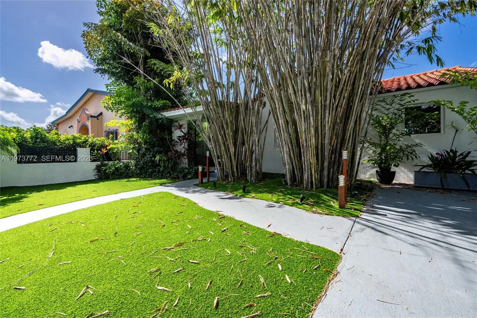 1360 SW 16th St, Miami FL 33145